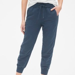 Gap Drawstring Joggers in Linen